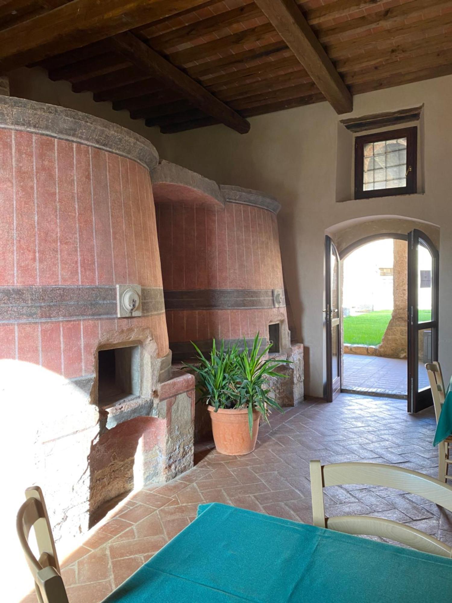Ostello Contessa Ava Dei Lambardi Monteriggioni Exterior foto